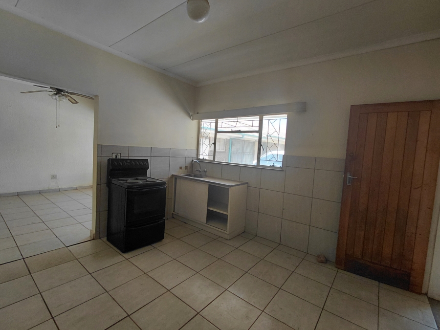 To Let 2 Bedroom Property for Rent in Meiringspark North West